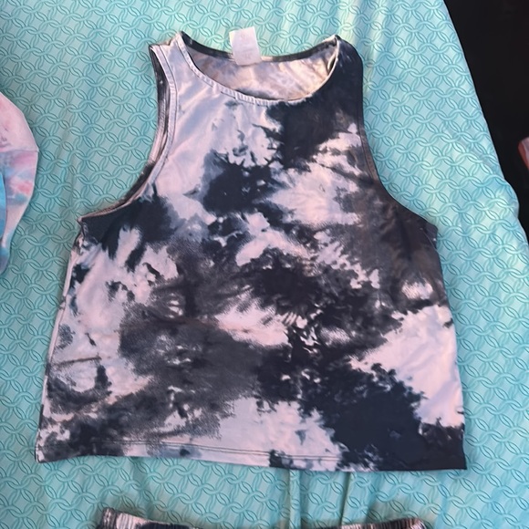 tie dye matching outfit $10 each - Picture 7 of 8